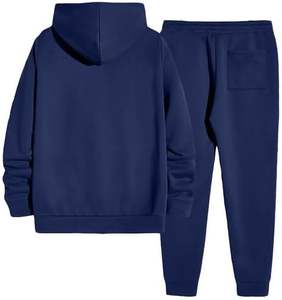 Ensemble de survêtement moderne pour homme, conçu pour la salle de sport, le jogging, les activités de fitness et le style streetwear décontracté. - Product Image 2