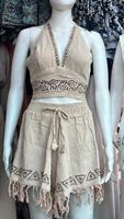 Robe tunique beige sans manches pour femme avec imprimé tribal triangulaire noir, style bohème ethnique décontracté