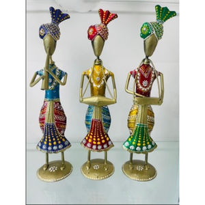 Figuras Metálicas Deslizantes Art Deco de Músicos Tradicionales de Rajastán (Set de 3) para Diwali, Pascua, Graduación, Edades 3-6 - Product Image 3