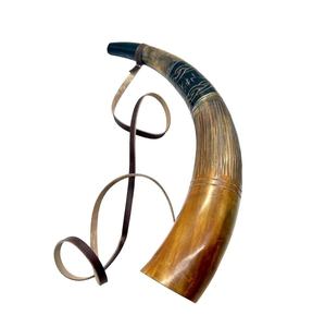 Corneta Tradicional de Búfalo Grande con Cordón de Cuero, Instrumento Musical Tradicional a Precio Económico - Product Image 1