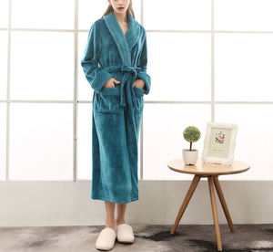 Pyjama d'été confortable pour femme en coton tissé à 100 %, coupe ajustée, manches courtes, taille élastique, idéal pour la détente - Product Image 5