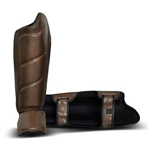 Nouvelles protections de tibia haut de gamme, robustes, imperméables, respirantes, légères, avec logo personnalisé - Product Image 1