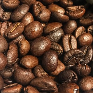 เมล็ดกาแฟโรบัสต้าคั่วกลางมาตรฐาน HANCOFFEE เวียดนาม ลัมดง เกรด 1 รสเปรี้ยว ราคาขายส่งต่อกิโลกรัม/ต่อตัน - Product Image 1
