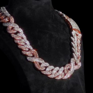 Cadena Cubana Bicolor de 28mm, Plata de Ley 925, Moissanita, Collar Hip Hop con Incrustaciones de Diamantes VVS para Hombre, Fabricante Mayorista - Product Image 2