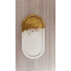 Bandejas Decorativas Ovaladas y Redondas de Resina para Eventos Especiales - Product Image 2