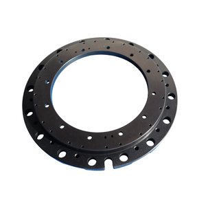 Composant forgé en acier allié moyen de haute qualité, roulement de tourelle usiné CNC par Vartis Engineering - Product Image 3