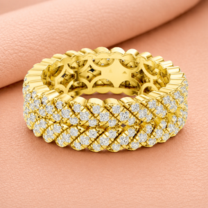 Anillo de Eternidad de Diamantes Trenzado Premium para Mujer en Oro Amarillo, Blanco y Rosa, Banda Ancha, Regalo de Joyería para Aniversario - Product Image 3
