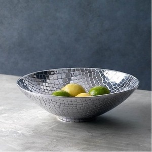 Bol décoratif de luxe en forme de feuille de chou réaliste, fait main, argenté métallisé, sans BPA, pour fête, accent de table basse unique - Product Image 2