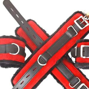 Esposas de Cuero para Muñecas y Muslos con Acolchado Suave y Ajuste Seguro - Product Image 2