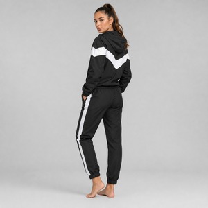 Nouvel arrivage : Ensemble de survêtement coupe-vent pour femme – Confortable, respirant, écologique et de haute qualité - Product Image 3