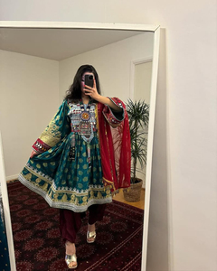 Robes pour femmes brodées sur mesure, vêtements afghans pashtun, vêtements balochis vintage, robe longue maxi de Kaboul, ensemble de robe respirante - Product Image 5