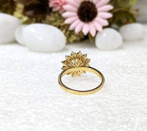 Joyería de oro amarillo macizo de 14k, anillo de compromiso con moissanita de corte redondo de 3 quilates en forma de flor para mujer, anillo de boda solitario - Product Image 2