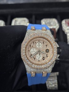 Montre de luxe pour homme personnalisée avec moissanite, mouvement mécanique, chronographe étanche, cadran en verre cristal - Product Image 5