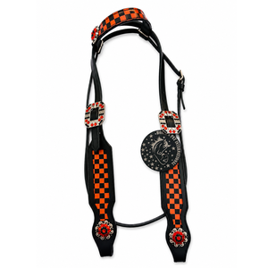 Conjunto de cabezada y pechera de cuero negro estilo western con incrustaciones a cuadros naranjas y conchos de diamantes de imitación para equitación - Product Image 2