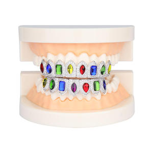 Grillz de mode hip-hop de haute qualité, en alliage plaqué argent avec zircone cubique taille marquise, bijoux de fête unisexe d'Inde - Product Image 1