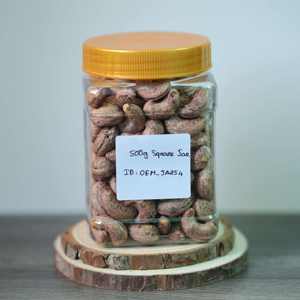 Noix de cajou grillées séchées de qualité supérieure du Vietnam en pot carré avec couvercle jaune 500g, saveur beurre salé, certifiées ISO - Product Image 5