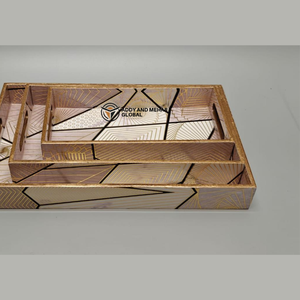 ชุดถาดเสิร์ฟเคลือบสีชมพูลายเรขาคณิต 3 ชิ้น – ถาดซ้อนกันได้ทำจาก MDF และกระดาษ ปลอดภัยสำหรับอาหาร ดีไซน์ทันสมัยหรูหรา สำหรับห้องครัว ห้องรับประทานอาหาร และตกแต่งบ้าน - Product Image 3