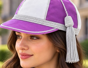 Casquette d'honneur SFIVE INDUSTRIES en velours bicolore violet et blanc avec passepoil tressé argenté et pompon pour le sport et les voyages - Product Image 5