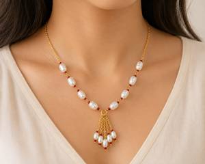 Collier personnalisé plaqué rhodium avec perles d'eau douce et perles de rubis, chaîne en goutte cascade, bijoux de mariée de luxe pour femmes - Product Image 1