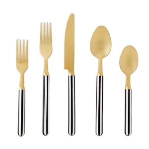 Juego de cubiertos de acero inoxidable, mango de resina con revestimiento en blanco y negro, PVD, chapado en oro, Apto para lavavajillas - Product Image 1