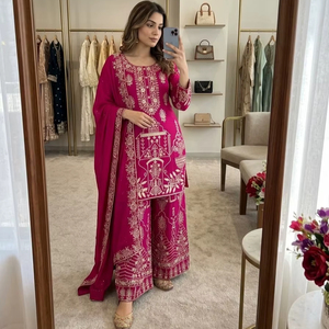 เปิดตัวดีไซน์ใหม่มาแรง ชุดผ้าไหมวิชิตร่า*(เสื้อ+กางเกง+ผ้าคลุมไหล่) พร้อมสวมใส่ ดีไซน์สวยทันสมัย - Product Image 1