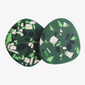 Sous-verre en résine Terrazzo vert foncé Excellent standard durable Drinkware Mats Pads Inclusion Customizable Mats Pads - Product Image 1