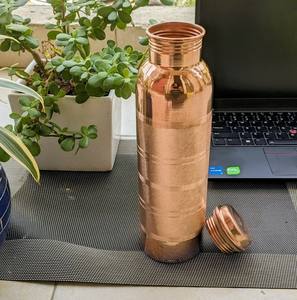 Botella de Agua de Cobre de Lujo Ecológica de Gran Capacidad para el Bienestar en el Hogar, Hidratación y Cuidado Diario - Product Image 2