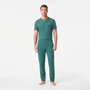 Tenue médicale pour homme : Blouse semi-zippée avec poche et pantalon en polyester à taille élastiquée avec cordon de serrage – Vêtements de travail pour le secteur de la santé - Product Image 1