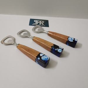 Elegante abridor de botellas de resina y madera, herramienta de bar, removedor de tapas, con mango de madera, accesorio de cocina, regalo. - Product Image 4