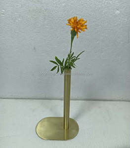 Vase blanc unique Dessus de table à fleurs rouges et ensemble moderne de 3 fer à repasser pour la décoration de jardin à la maison Vente directe d'usine Support de jardinière de luxe - Product Image 2