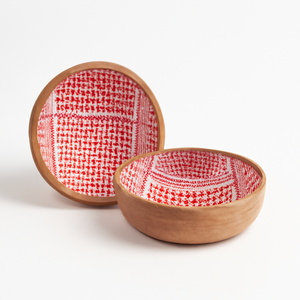 Tazón de madera con interior esmaltado con flores rojas, hecho a mano, arte islámico, regalo decorativo, vajilla premium para Ramadán y Eid. - Product Image 6