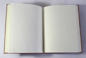 Carnet de notes en cuir marron antique avec tête de cerf embossée, papier recyclé en coton, idéal pour cadeau et voyage - Product Image 4