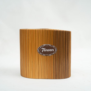 Macetas de flores de madera El arte de las Macetas: Mezcla de madera clásica con diseño moderno-Marrón al por mayor - Product Image 1