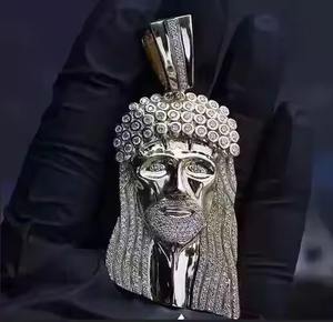 จี้พระเยซูทรงกลม 4 กะรัต ประดับโมอิสซาไนต์แท้ ชุบเงินแท้ 925 สำหรับผู้ชาย - Product Image 1