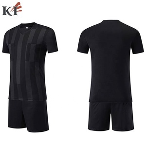 Uniforme de football respirant et léger de haute qualité pour hommes adultes, fabriqué en 100% polyester - Product Image 6