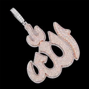 จี้เพชร AMBER JEWELS T-390 รุ่น Allah ชุบทองคำสีกุหลาบ ประดับเพชรทรงเหลี่ยมเจียระไนแบบ Brilliant Cut เพชรเพาะเลี้ยงในห้องปฏิบัติการ ฝังแบบ Micro Insert สไตล์ฮิปฮอป ได้รับการรับรองจาก IGI แฟชั่น - Product Image 3