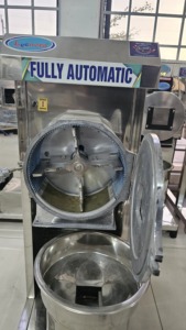LEENOVA Fully Stainless Steel Two-in-One Grinder with Motor for Dry Goods <b>Grinding</b> 220-240V - Product Image 4