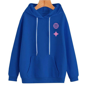 Sweat-shirt à capuche surdimensionné en mélange de coton doux et confortable, idéal pour le streetwear, les superpositions décontractées, les voyages ou les tenues de détente. - Product Image 1