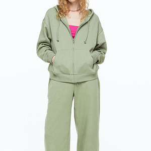 Sudadera con Capucha Oversize para Mujer, 100% Algodón, Estilo Urbano de Invierno, Teñido Anudado Personalizado, Logotipo Frontal, Ajuste Holgado, Transpirable y Ecológica - Product Image 4