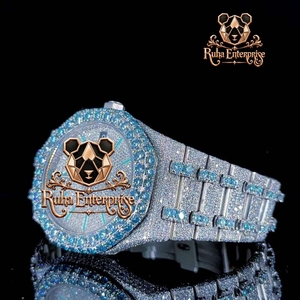 Montre de luxe pour homme avec mouvement à quartz et diamants Moissanite, boîtier en acier inoxydable glacé, lunette sertie de pierres brillantes et cadran haut de gamme - Product Image 2