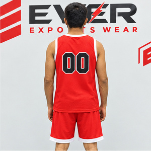 Conjunto de Uniforme de Baloncesto Personalizado para Hombre, Jersey y Pantalones Cortos en Contraste Rojo y Blanco, Nombre del Equipo, Número, Logotipo Personalizado, Diseño Clásico - Product Image 2
