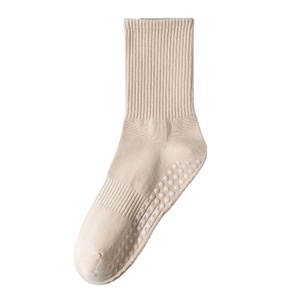 Chaussettes de sport en gros, logo personnalisé, haute qualité, colorées, amusantes, en Spandex/Nylon, pour hommes, respirantes, anti-bactériennes, séchage rapide - Product Image 1