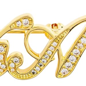 Broche en forme de lettre dorée avec décoration en strass de cristal, accessoire de mode élégant pour femmes - Product Image 3
