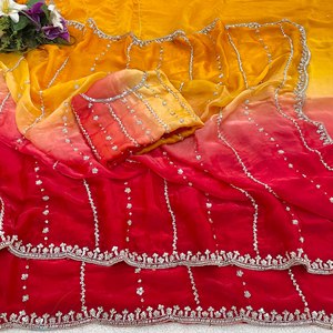 Sari en satin de soie Reglance avec perles et broderies Dana, style tendance, élégant, traditionnel, riche et de créateur, pour femme - Product Image 1