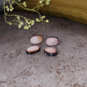Venta al por Mayor de Cabujones Ovalados de Madreperla Marrón Grisácea, Piedra Semipreciosa con Certificado IGI para Joyería - Product Image 2
