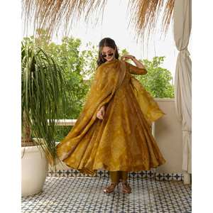 ชุดเสื้อผ้าอานาร์กาลีสีแบนดานี ยี่ห้ออายน่า รุ่น TD-141 ชุดแฟชั่นสำหรับผู้หญิง - Product Image 6