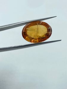 พลอยซิทรินสีเหลืองทองธรรมชาติ รูปไข่ น้ำหนัก 15.00 กะรัต ขนาด 14x18.80 มม. สำหรับทำเครื่องประดับ R.K. GEMS & JEWELLERY - Product Image 3
