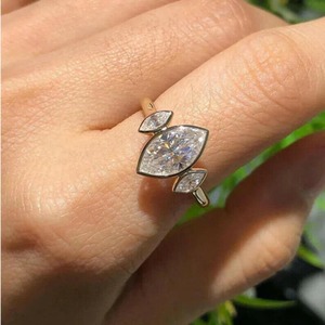 Bague de fiançailles en moissanite taille marquise 2 carats, bague en or massif 14 carats, bague de mariage taille marquise à demi-sertissage, trois pierres pour anniversaire - Product Image 1