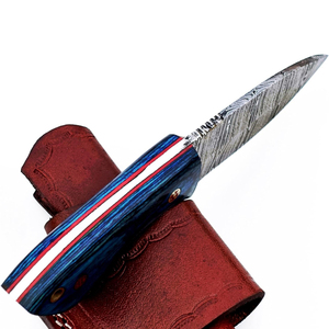 Cuchillo Artesanal de Acero de Damasco con Hoja de Punta Caída y Mango Azul para Caza y Uso en Exteriores - Cuchillos de Hoja de Damasco en Venta - Product Image 6