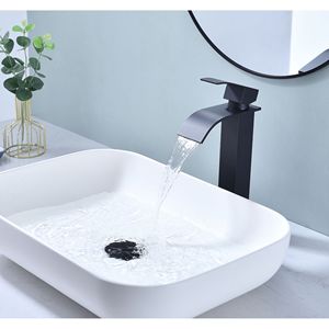 Grifo de lavabo monomando con caño en cascada para baño - Product Image 6